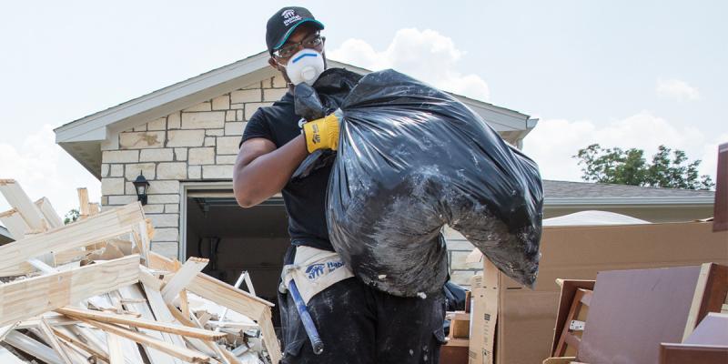 hurricane-harvey-cleanup.jpg